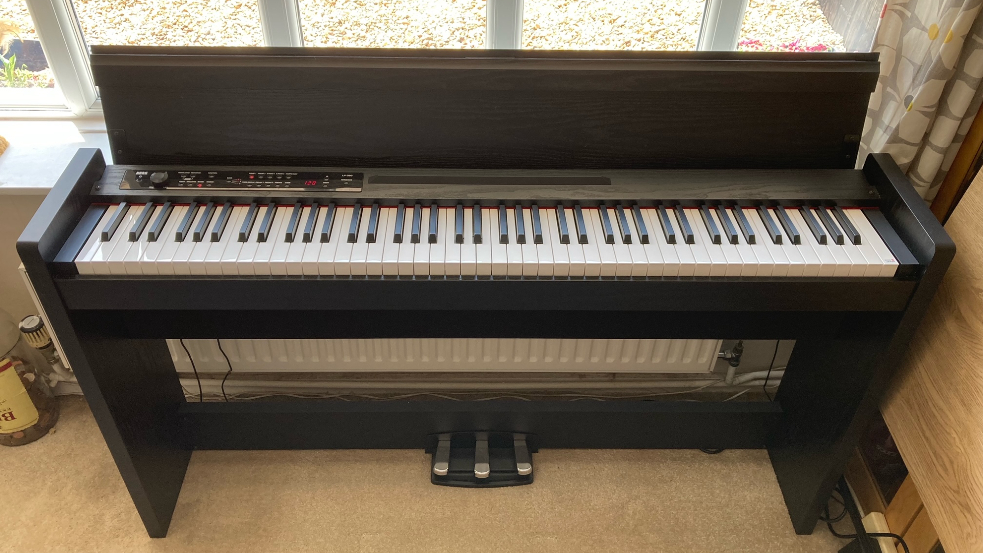 Korg LP-380